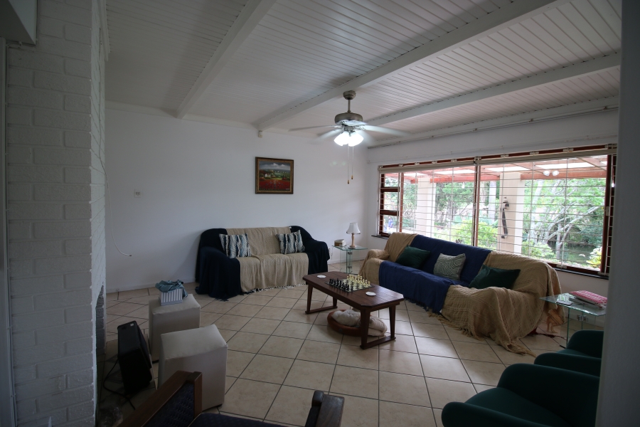 4 Bedroom Property for Sale in Beacon Bay Eastern Cape
